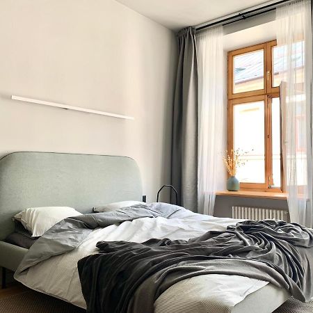 Stylish New Apartment In Riga Old Town - City Centre, Self Check-In, Walkable To Major Attractions Eksteriør bilde