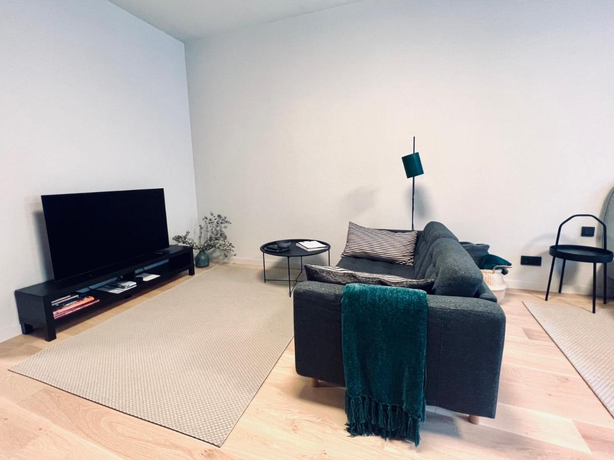 Stylish New Apartment In Riga Old Town - City Centre, Self Check-In, Walkable To Major Attractions Eksteriør bilde